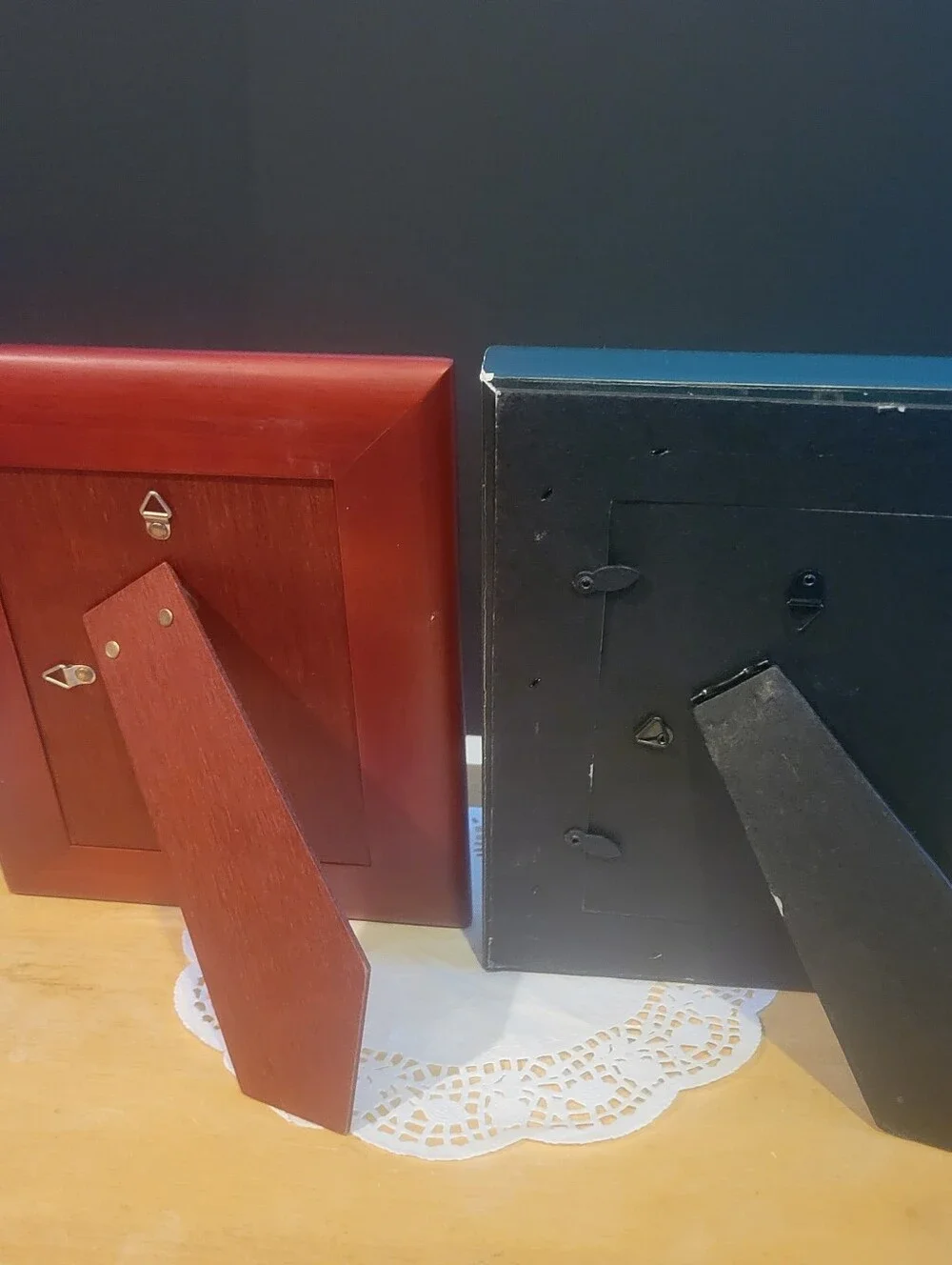 Pair of 2 Wood Picture Frames Burnt Red & Kelly Green 3 x 4.5 Wall or Free Stand